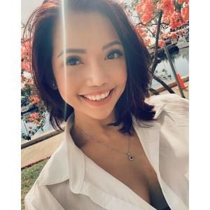 Meet your Posher, Nina